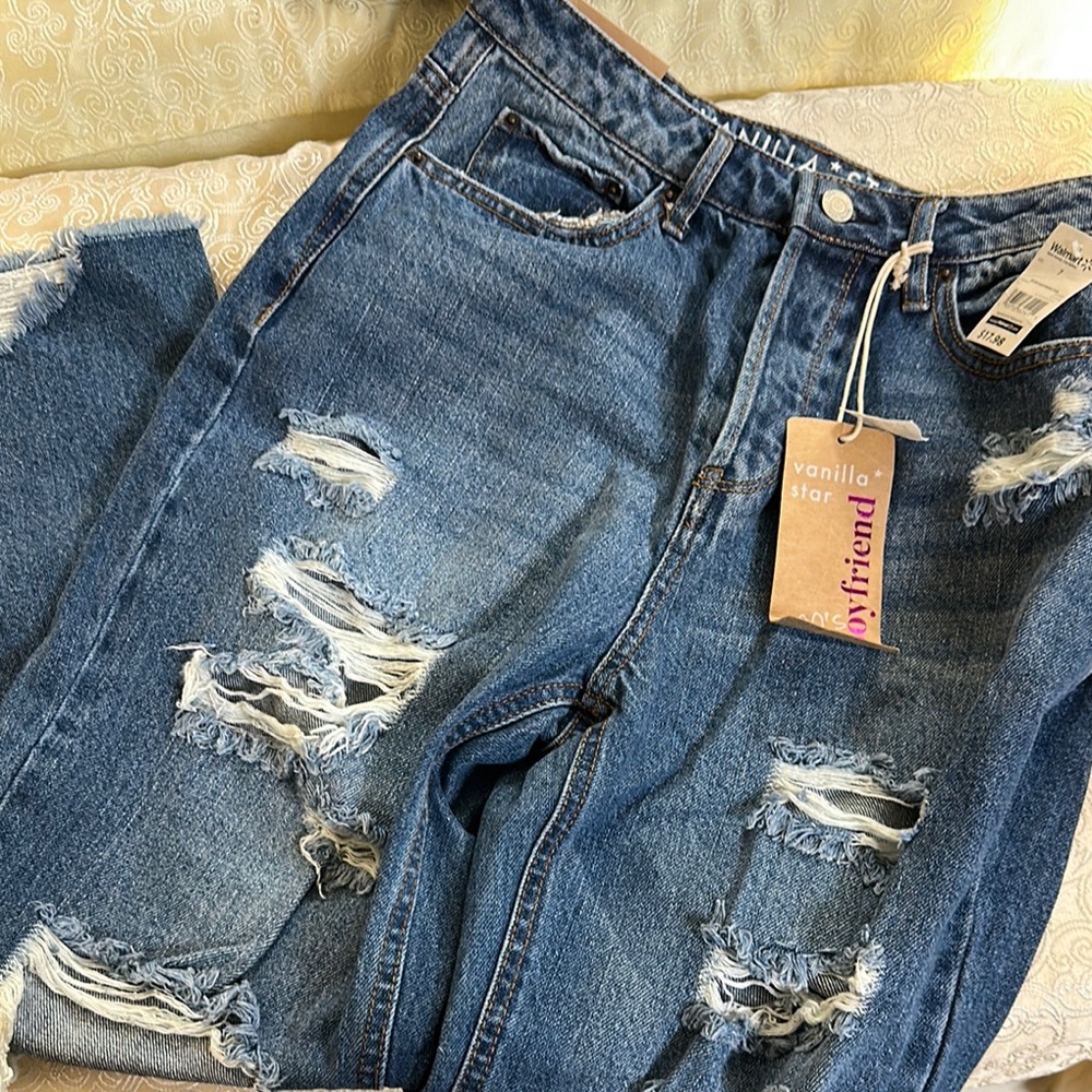 Vanilla Star Women's Ripped Blue Boyfriend Jeans
